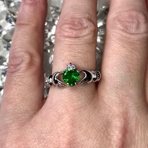 Stamped 10KT White Gold Claddagh Ring SZ 9.5